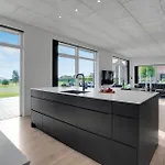 3 Bedroom Lovely In Feriehus *