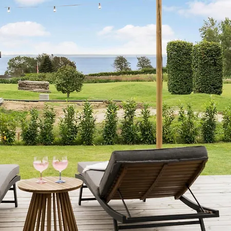 3 Bedroom Lovely In Feriehus Sjolund