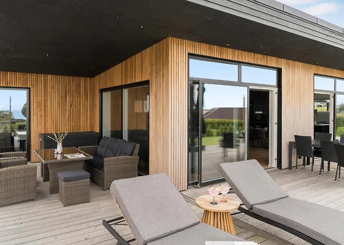 Hébergement de vacances 3 Bedroom Lovely In Sjolund