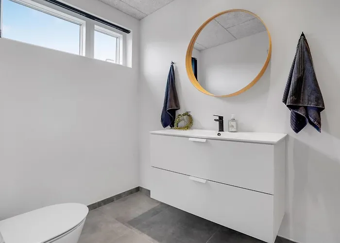 3 Bedroom Lovely In Hébergement de vacances *